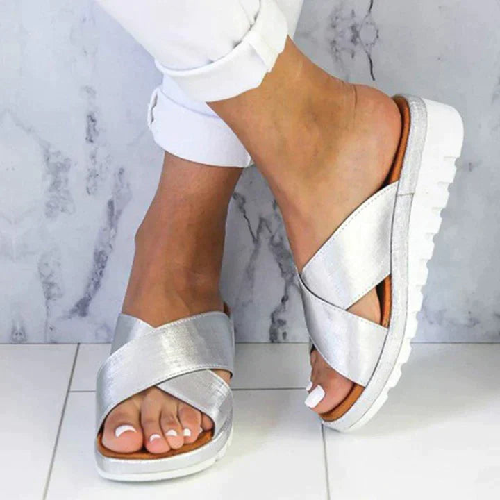Chrissie - Trendsetting Orthopaedic Sandals