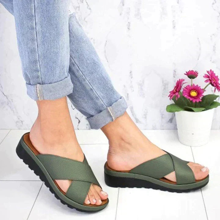 Chrissie - Trendsetting Orthopaedic Sandals