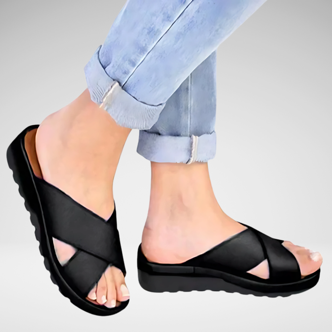 Chrissie - Trendsetting Orthopaedic Sandals
