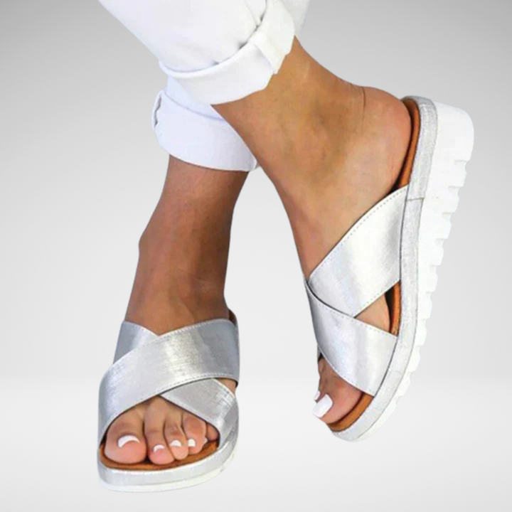 Chrissie - Trendsetting Orthopaedic Sandals